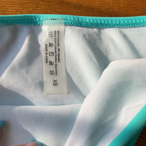 Excellent condition bikini - Picture 3 of 8
